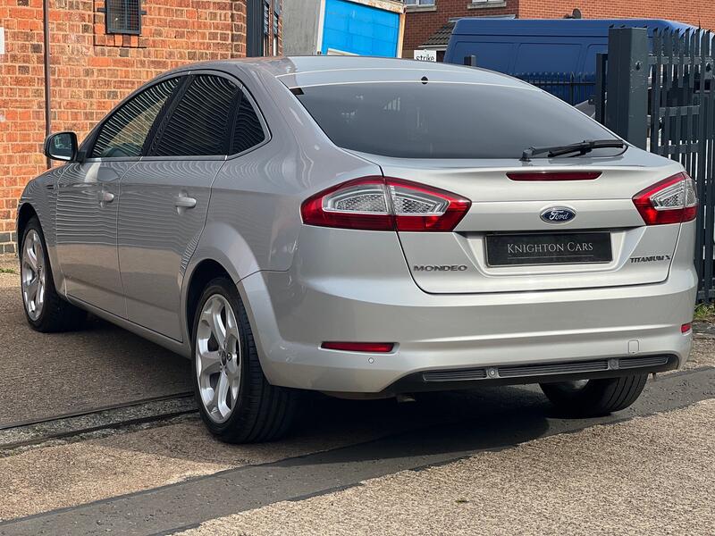 FORD MONDEO