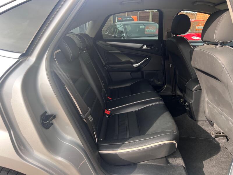 FORD MONDEO