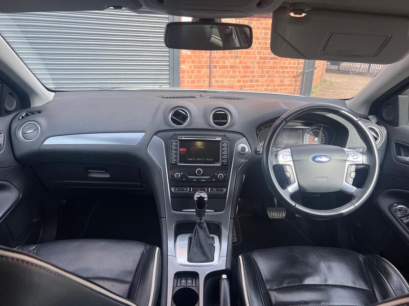 FORD MONDEO