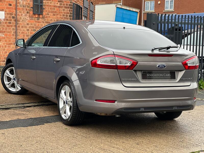 FORD MONDEO