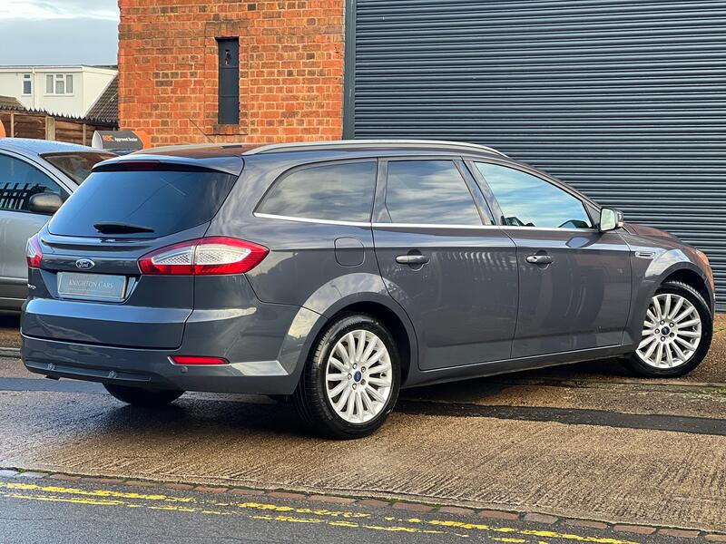 FORD MONDEO