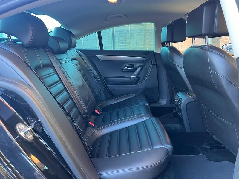 VOLKSWAGEN CC