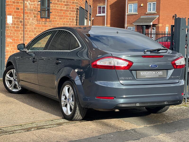FORD MONDEO