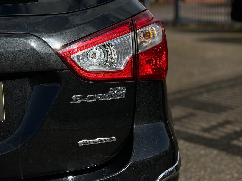 SUZUKI SX4 S-CROSS