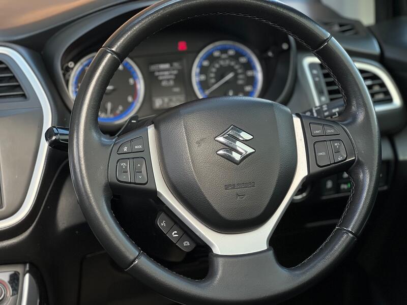 SUZUKI SX4 S-CROSS