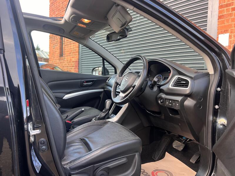 SUZUKI SX4 S-CROSS