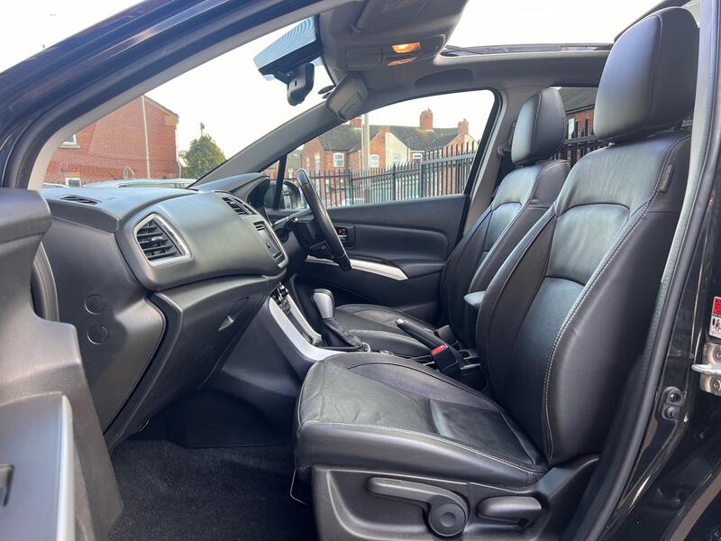 SUZUKI SX4 S-CROSS