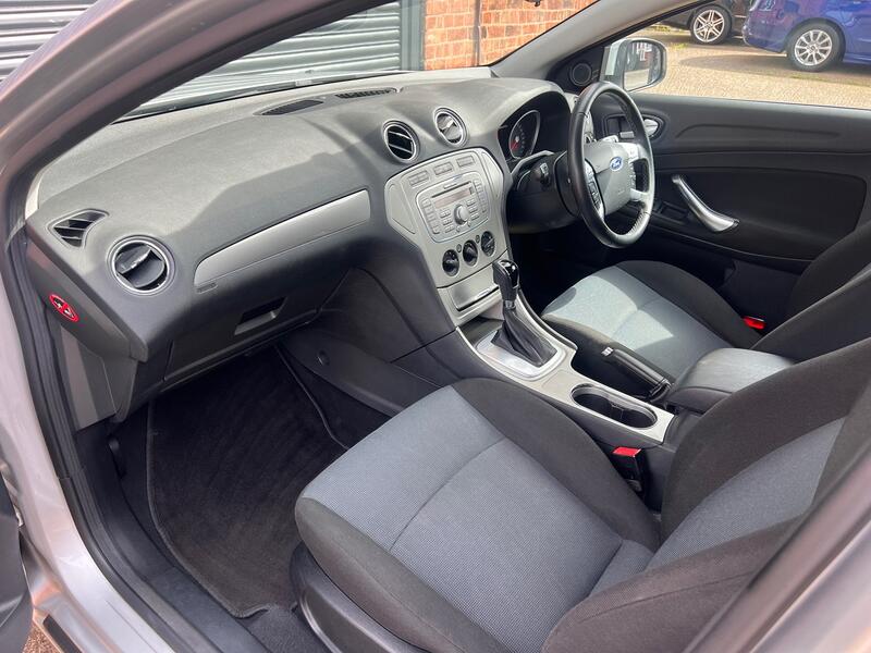 View FORD MONDEO 2.0 TDCi Edge