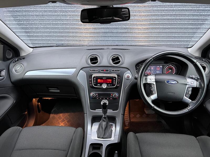 FORD MONDEO