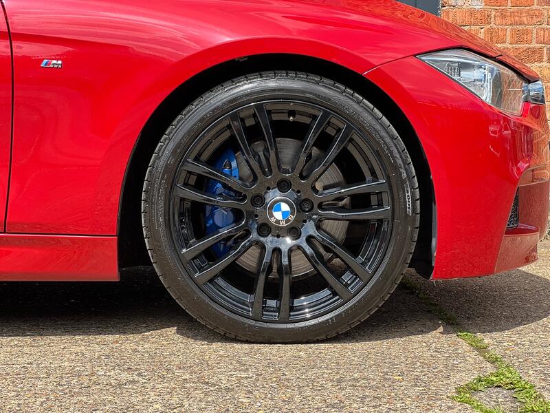 BMW 3 SERIES