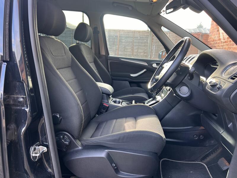FORD GALAXY