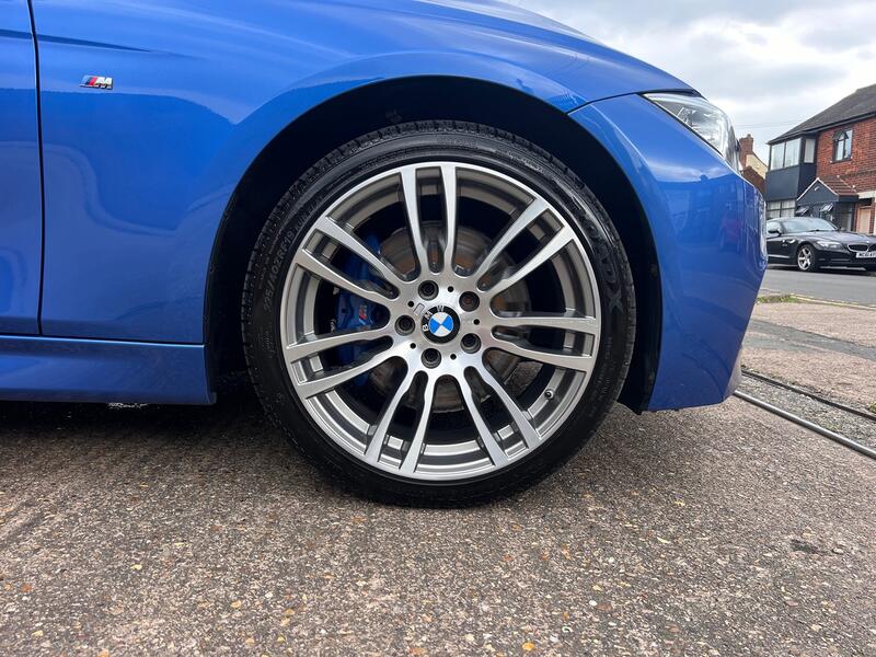 BMW 3 SERIES