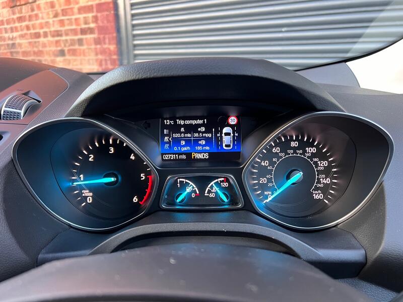 FORD KUGA