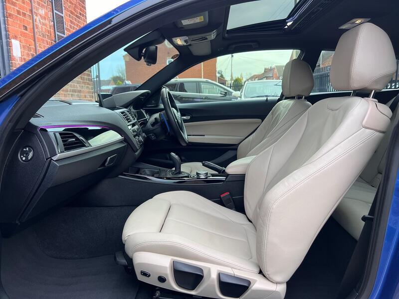 BMW 1 SERIES