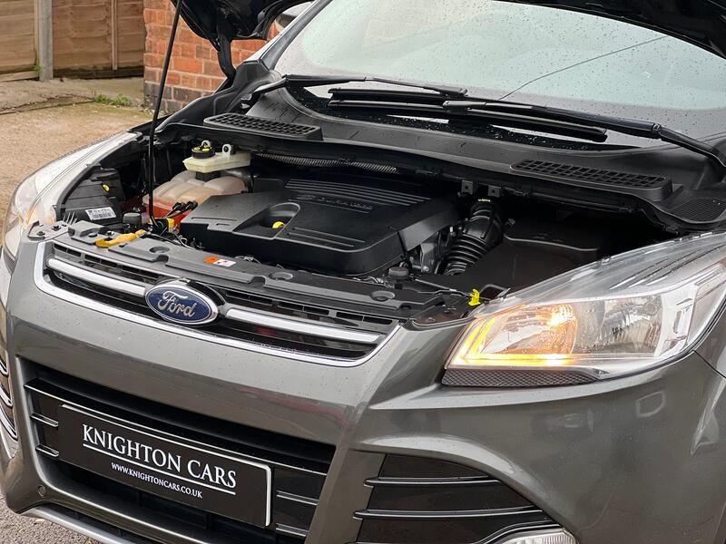 FORD KUGA