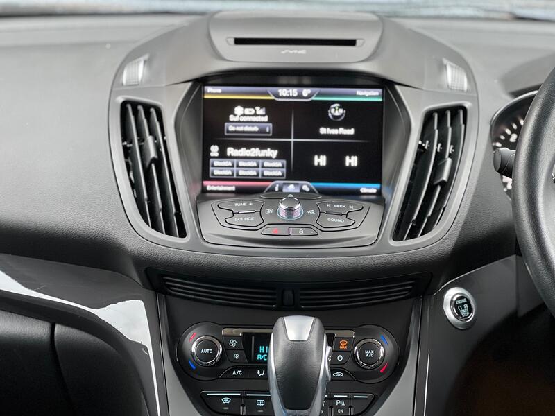 FORD KUGA