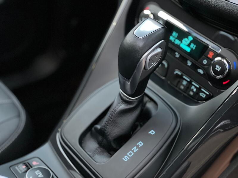 FORD KUGA