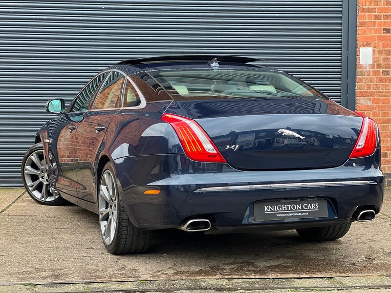 JAGUAR XJ