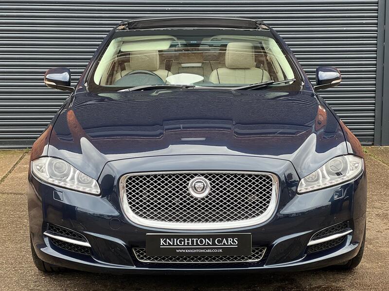 JAGUAR XJ