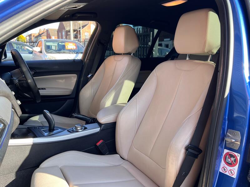 BMW 1 SERIES
