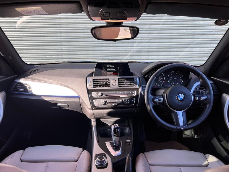 BMW 1 SERIES