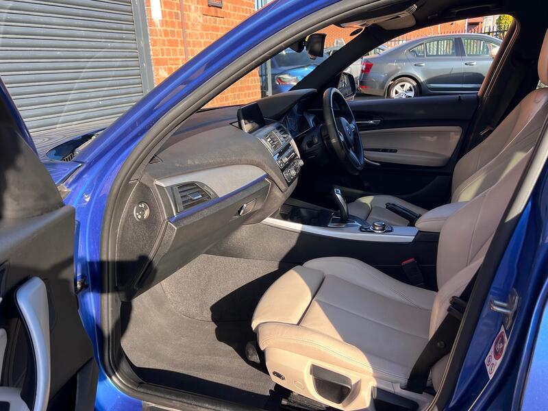 BMW 1 SERIES