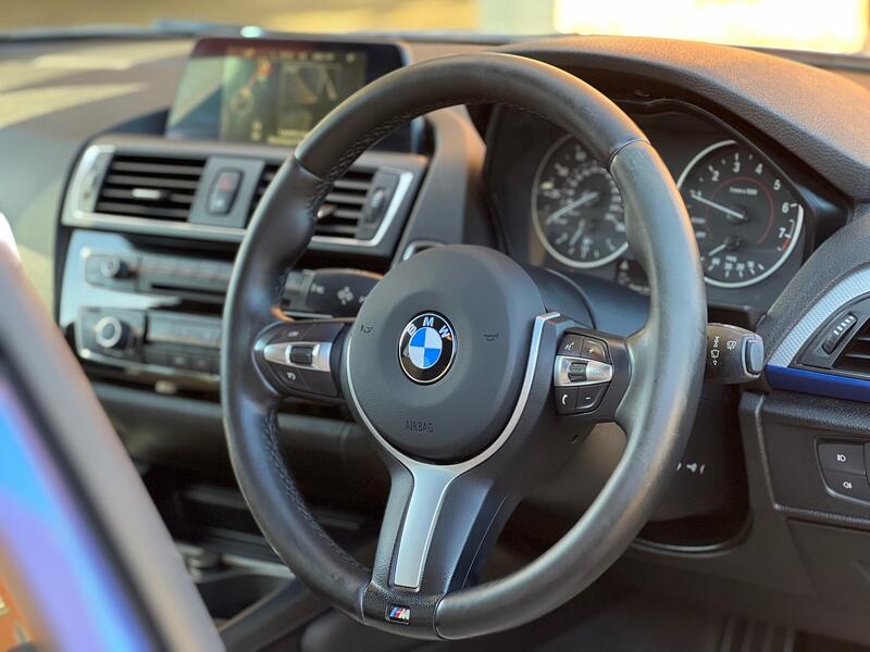 BMW 1 SERIES