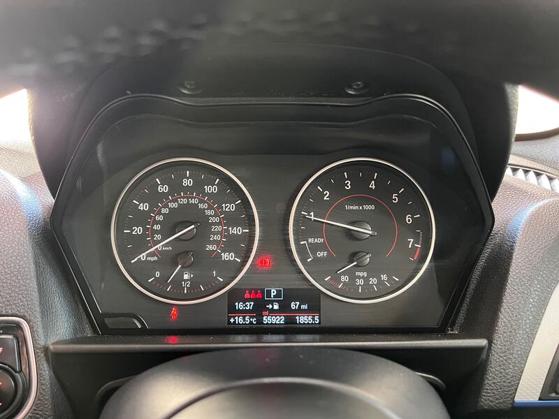 BMW 1 SERIES