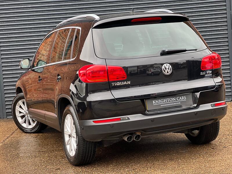 View VOLKSWAGEN TIGUAN 2.0 TDI BlueMotion Tech SE
