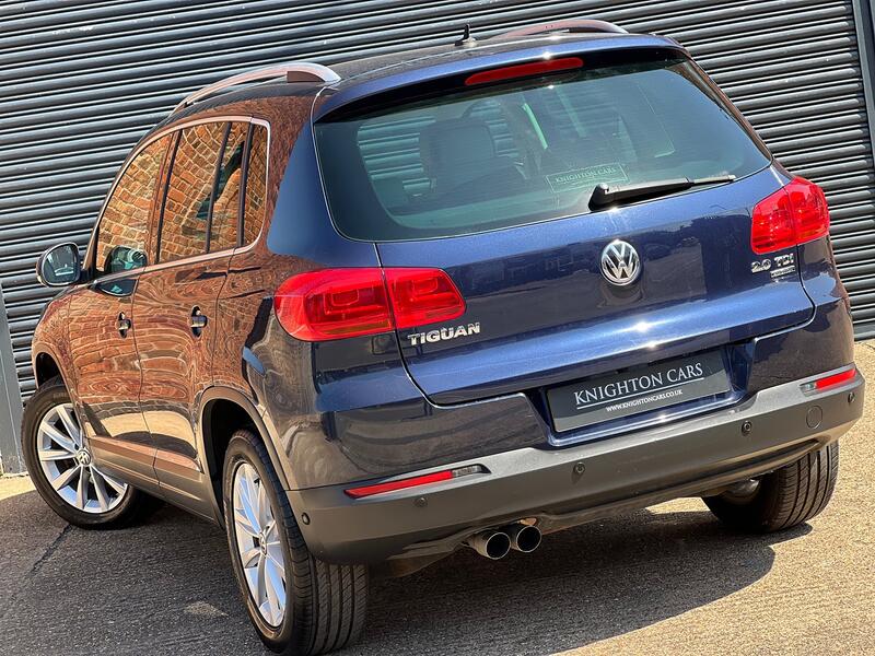 View VOLKSWAGEN TIGUAN 2.0 TDI BlueMotion Tech SE