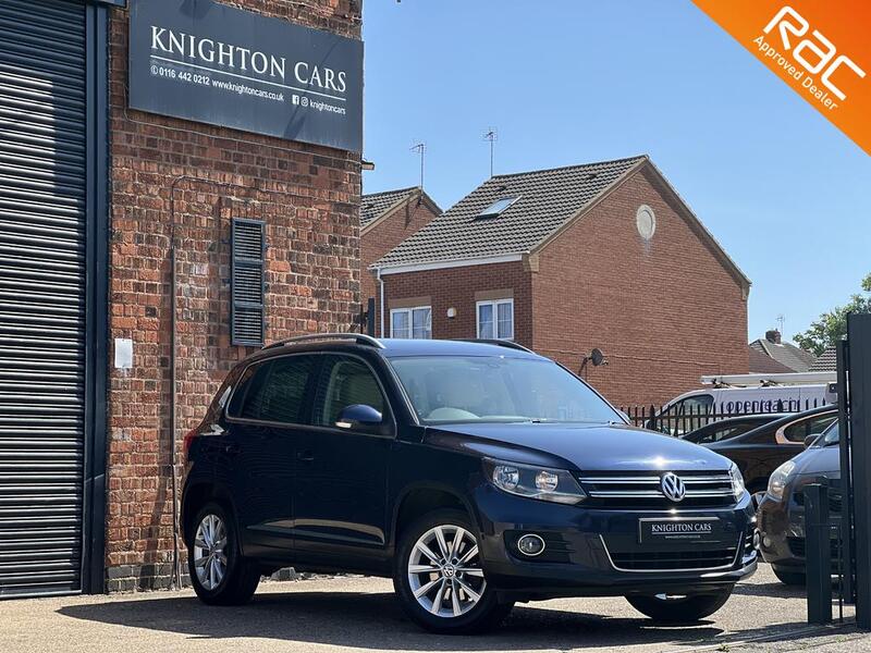 View VOLKSWAGEN TIGUAN 2.0 TDI BlueMotion Tech SE