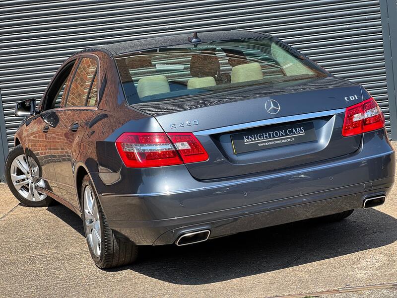View MERCEDES-BENZ E CLASS 2.1 E220 CDI BlueEfficiency Executive SE