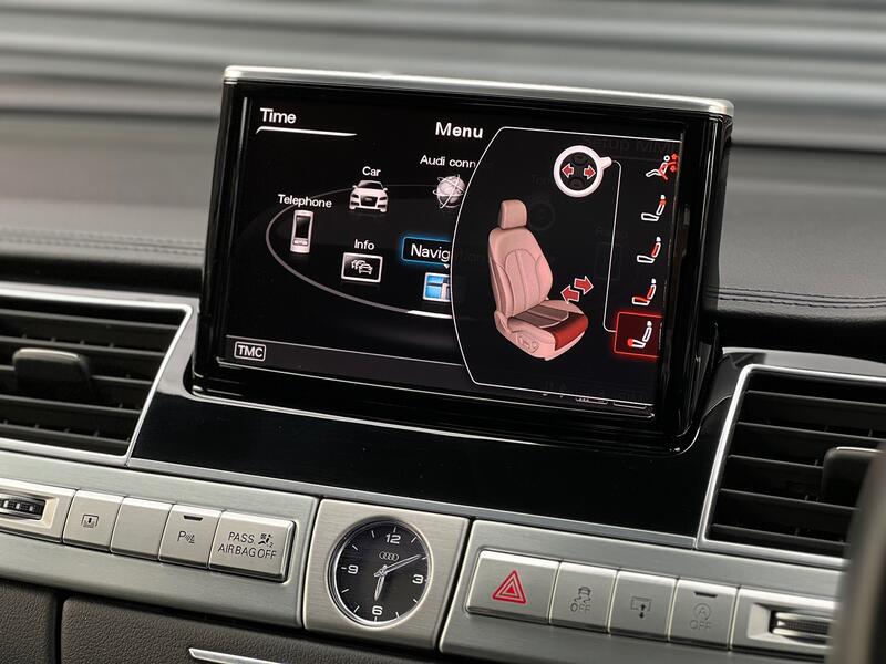 AUDI A8