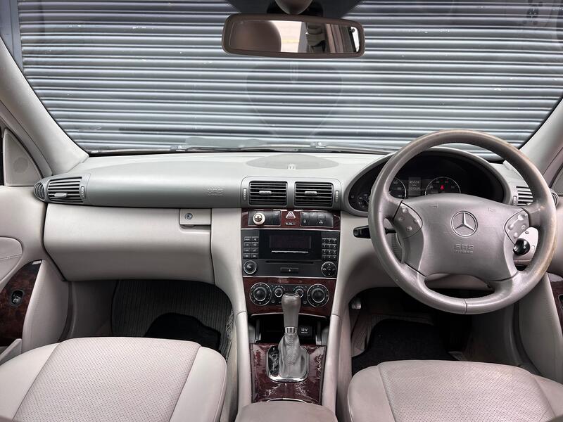 View MERCEDES-BENZ C CLASS 1.8 C180 Kompressor Elegance SE