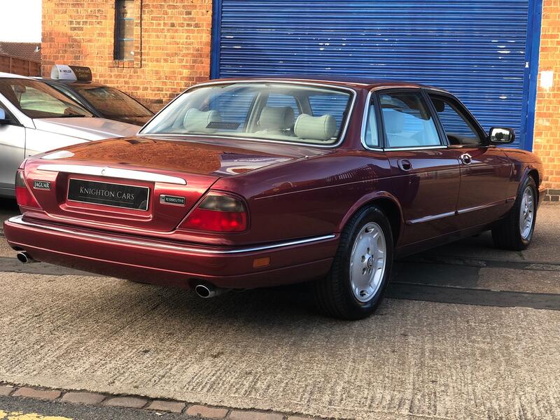 View JAGUAR XJ XJ6 EXECUTIVE