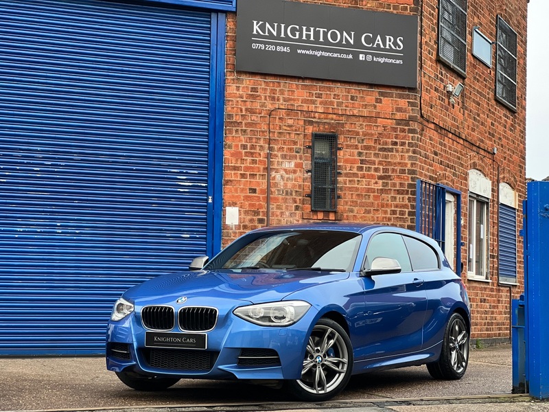 View BMW 1 SERIES M135I