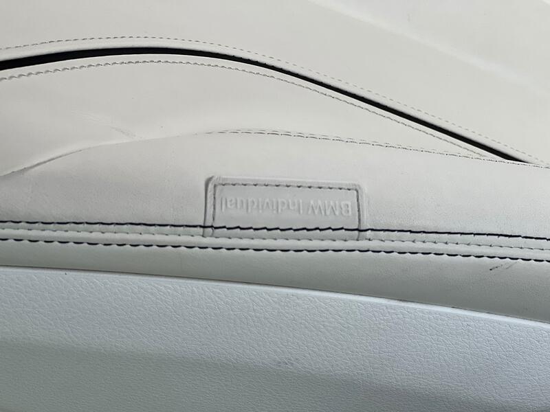 BMW 6 SERIES