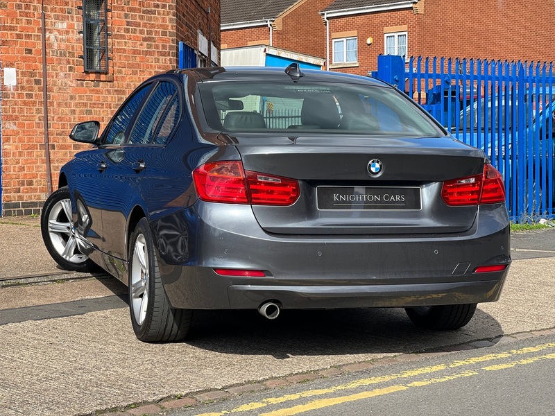 BMW 3 SERIES