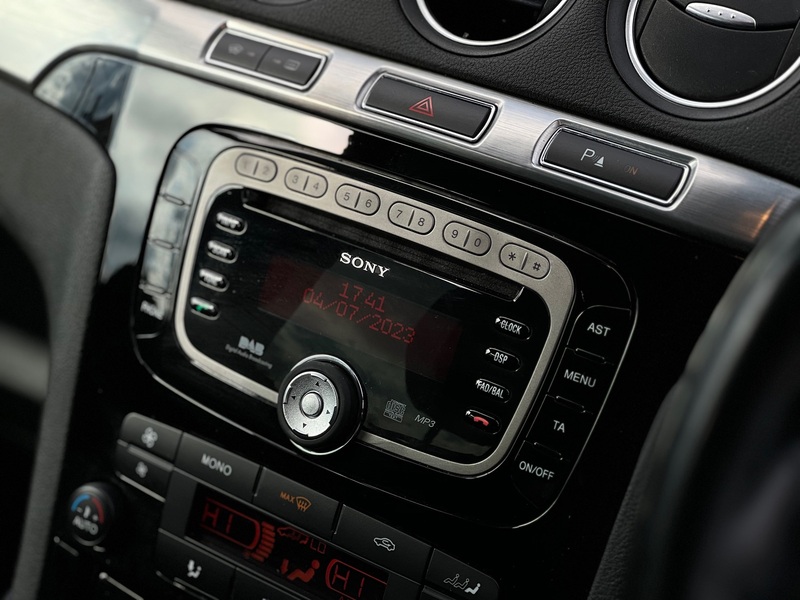 FORD GALAXY