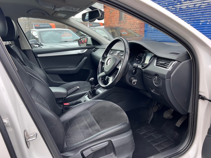 SKODA OCTAVIA