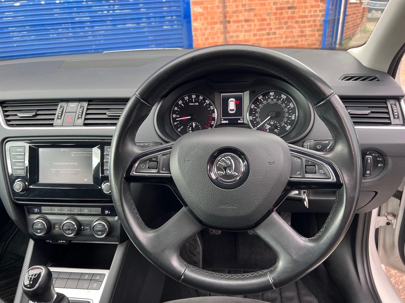 SKODA OCTAVIA