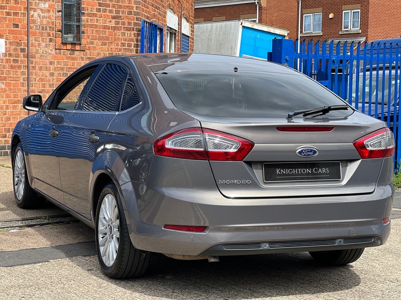 FORD MONDEO