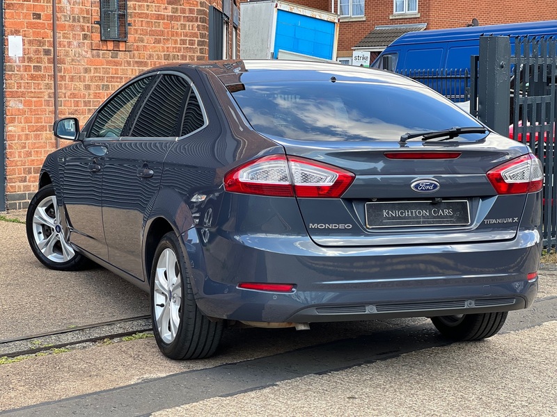 FORD MONDEO
