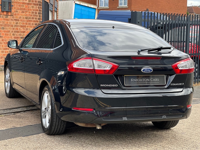 FORD MONDEO