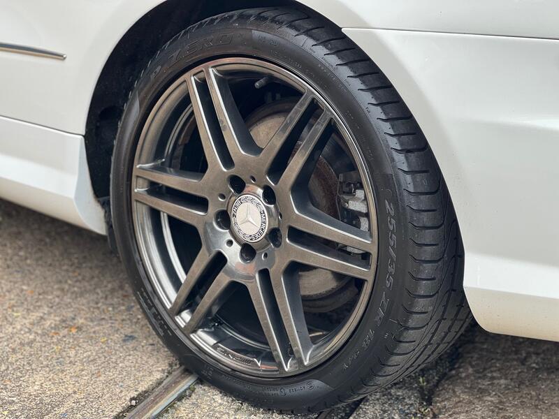 MERCEDES-BENZ E CLASS